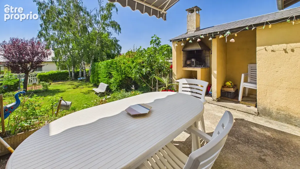 Maison mitoyenne  de 118 m², 4 chambres, garage - Onet-le-Château - photo 2