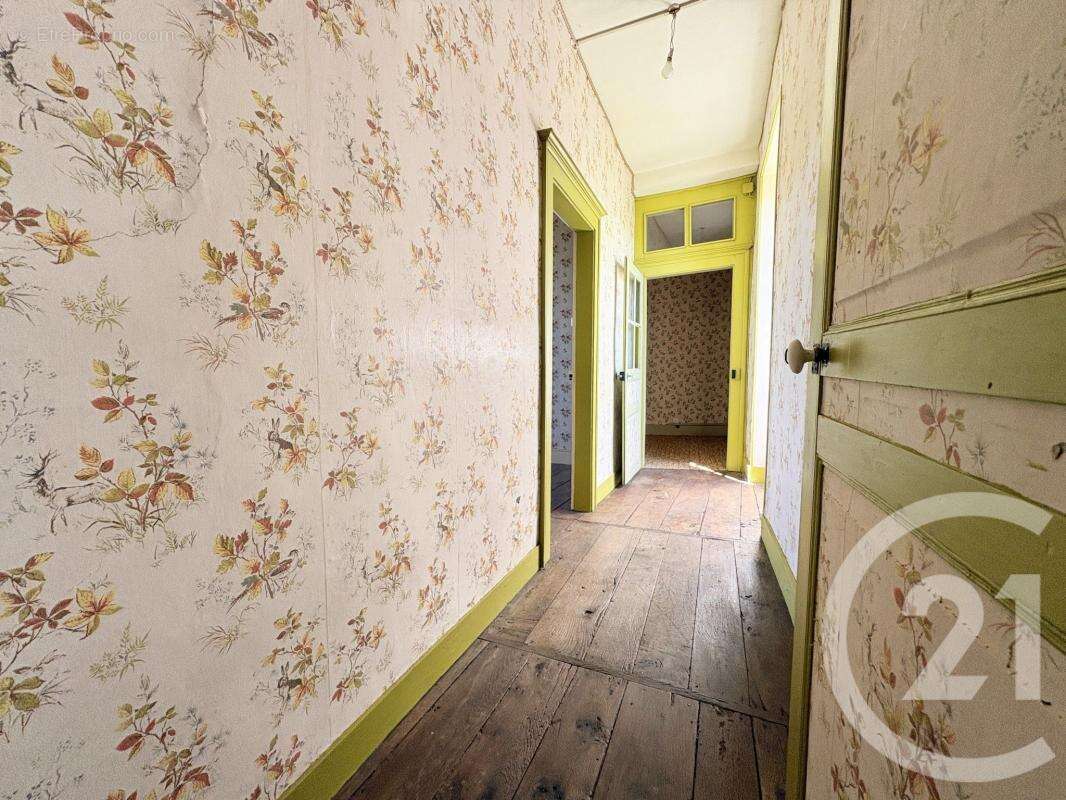Maison 90 m² à Peyrat-De-Bellac  - photo 18