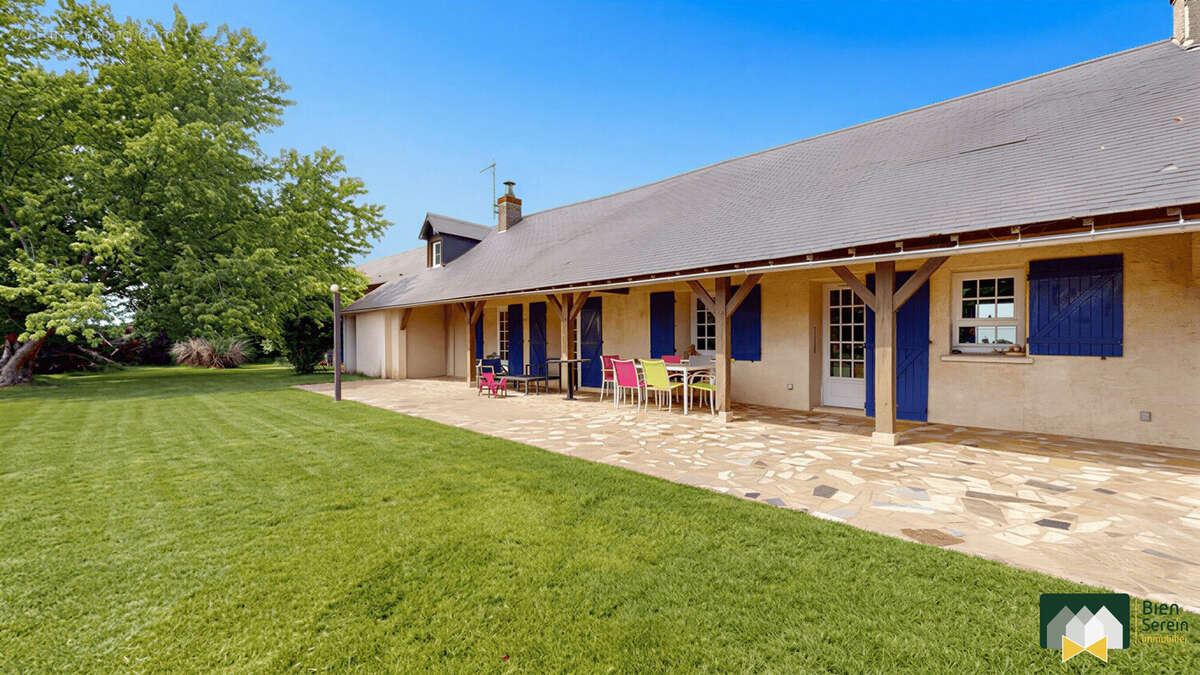 Maison à LUPLANTE