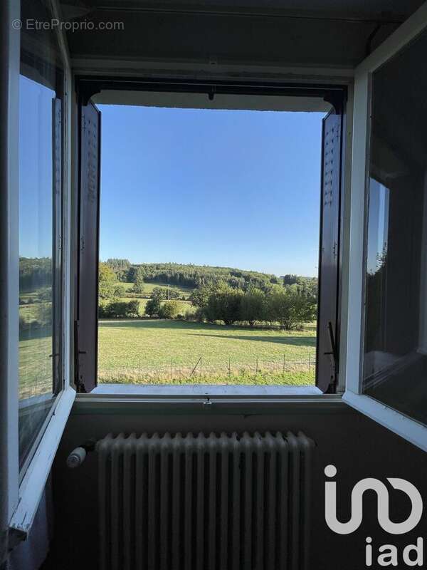 Maison 125 m² à Neuvic-Entier  - photo 2