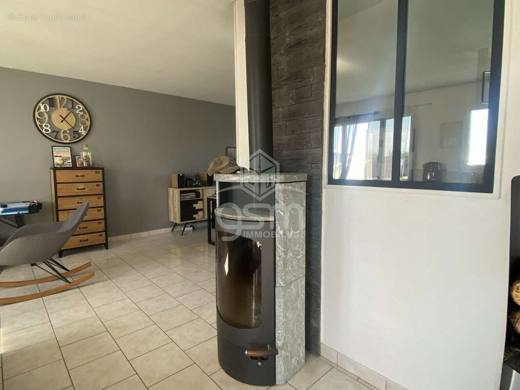 Maison à SAINT-BRANCHS