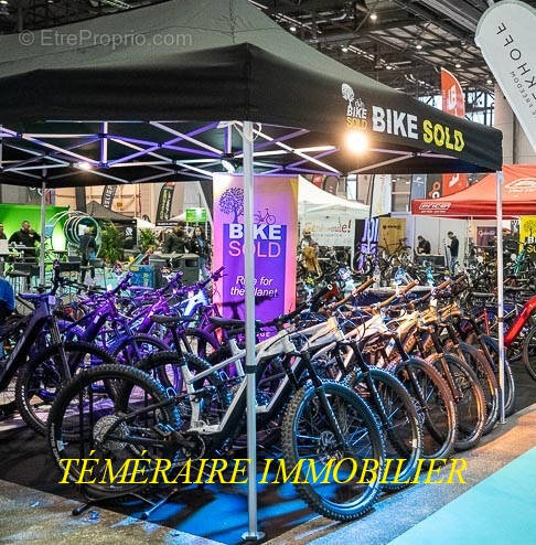 Commerce à LES ROUSSES