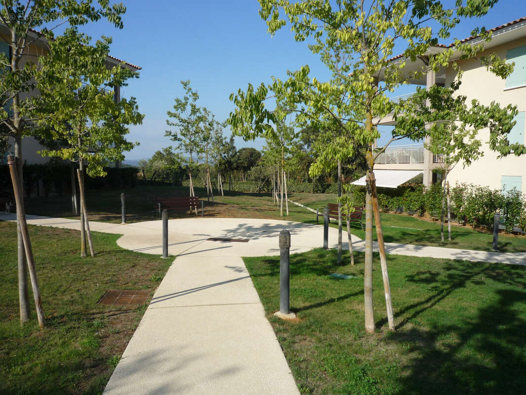 Appartement à LA CROIX-VALMER