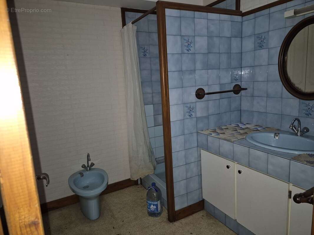 20260409101316 - Commerce à NONTRON