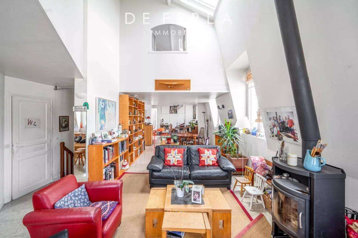 Appartement à PARIS-14E