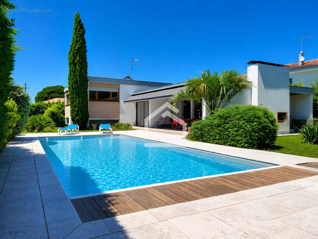 Maison à GRADIGNAN