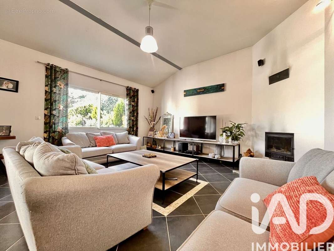 Photo 3 - Maison à SAINT-NICOLAS-DE-LA-GRAVE