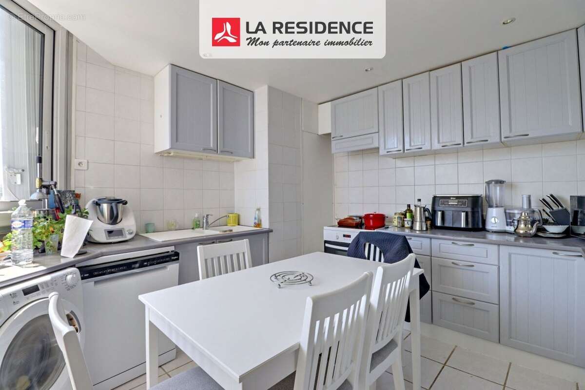 Appartement 79 m² à Saint-Germain-En-Laye  - photo 5
