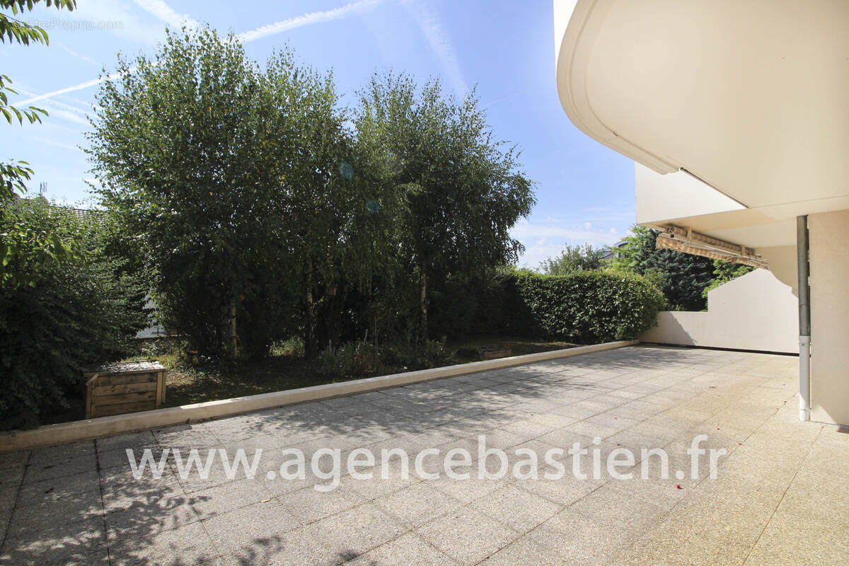 Appartement à DIVONNE-LES-BAINS