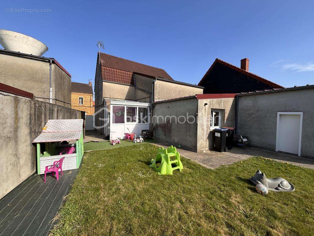 Maison 124 m² à Burbure  - photo 12