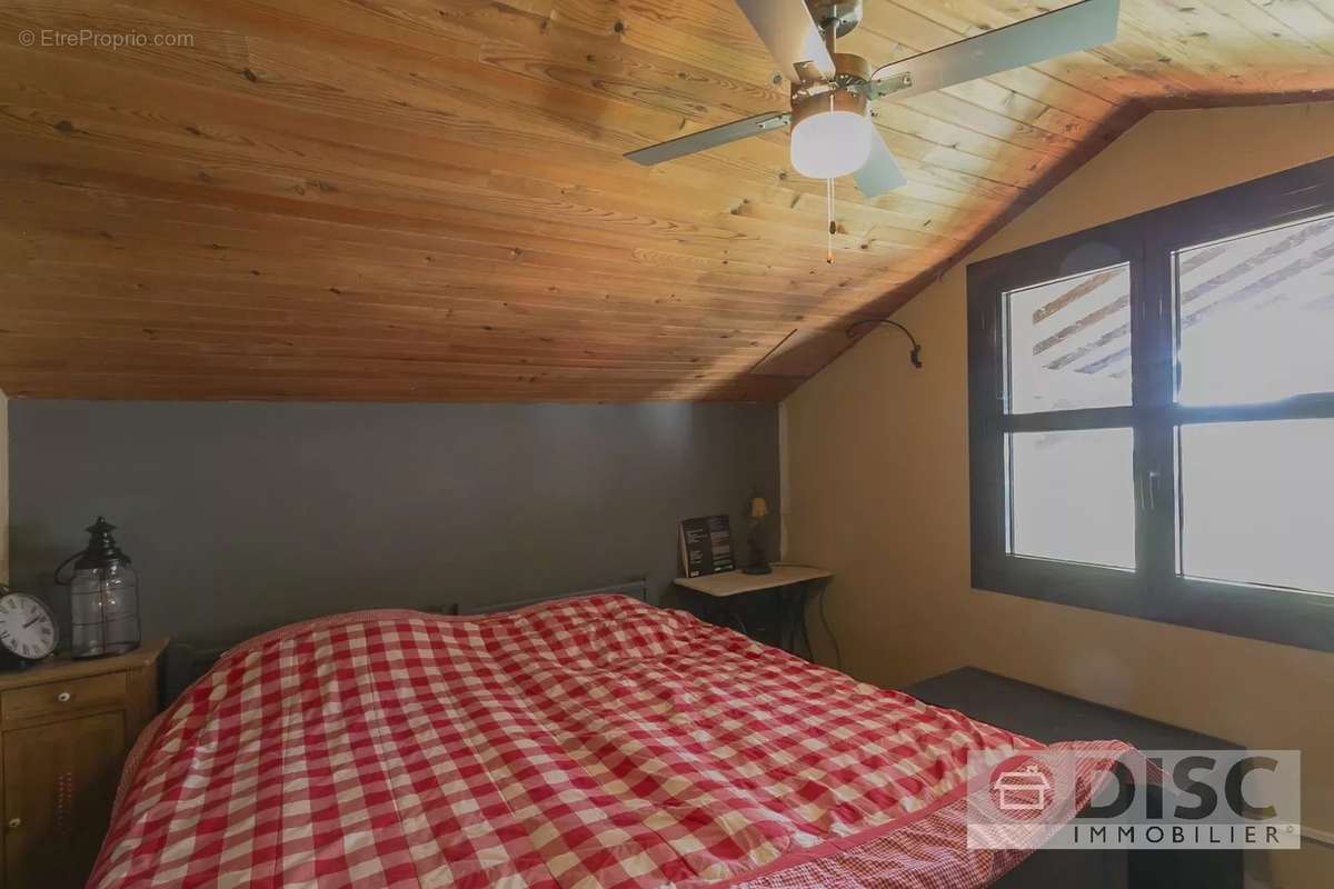 Maison à MONTFERMIER