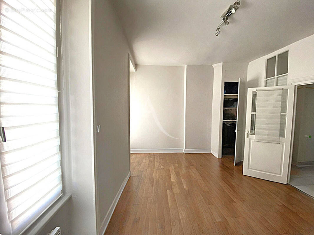 Appartement à LYON-8E