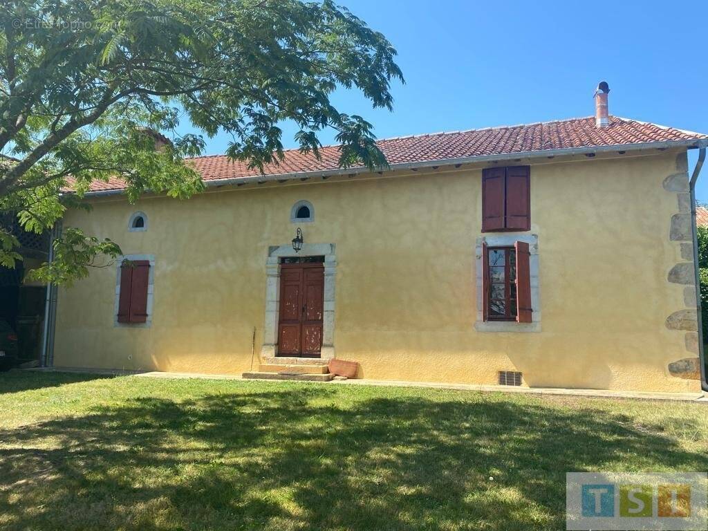 Maison à CAZARIL-TAMBOURES