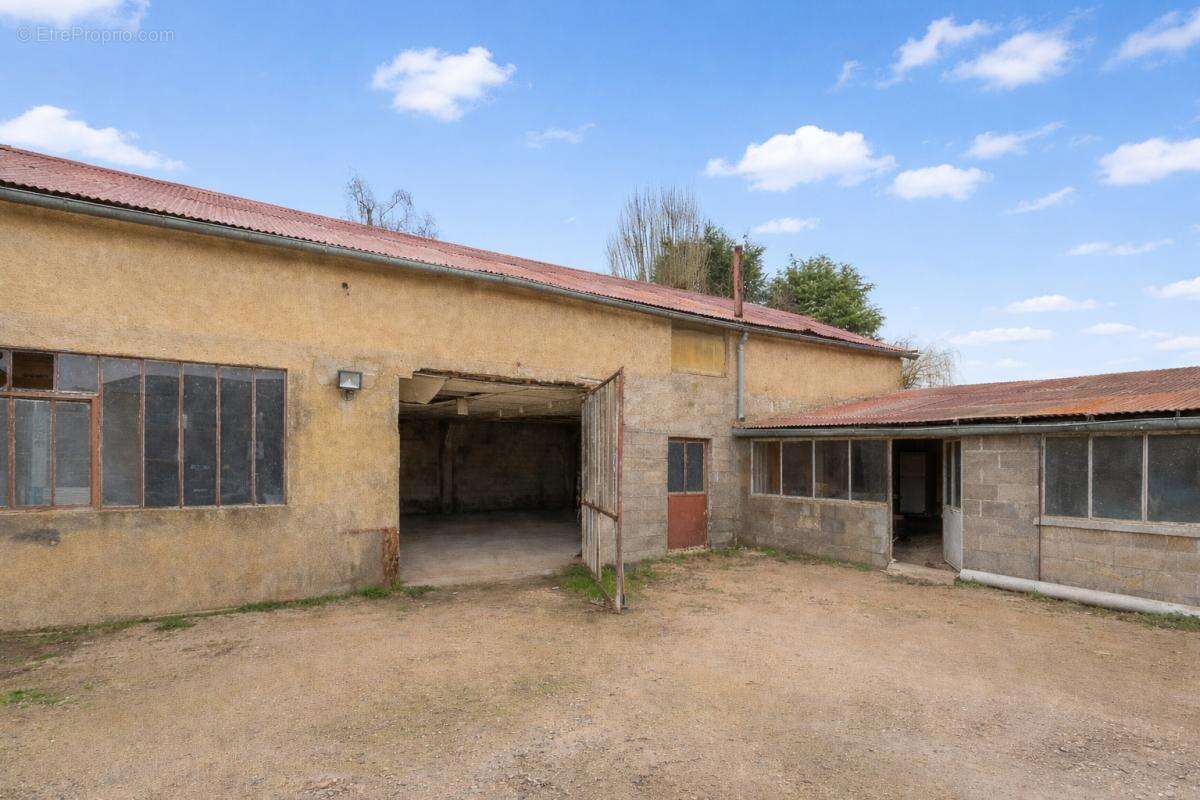 Maison et entrepôt Mennetou Sur Cher 5 pièces 117 m2 - photo 9