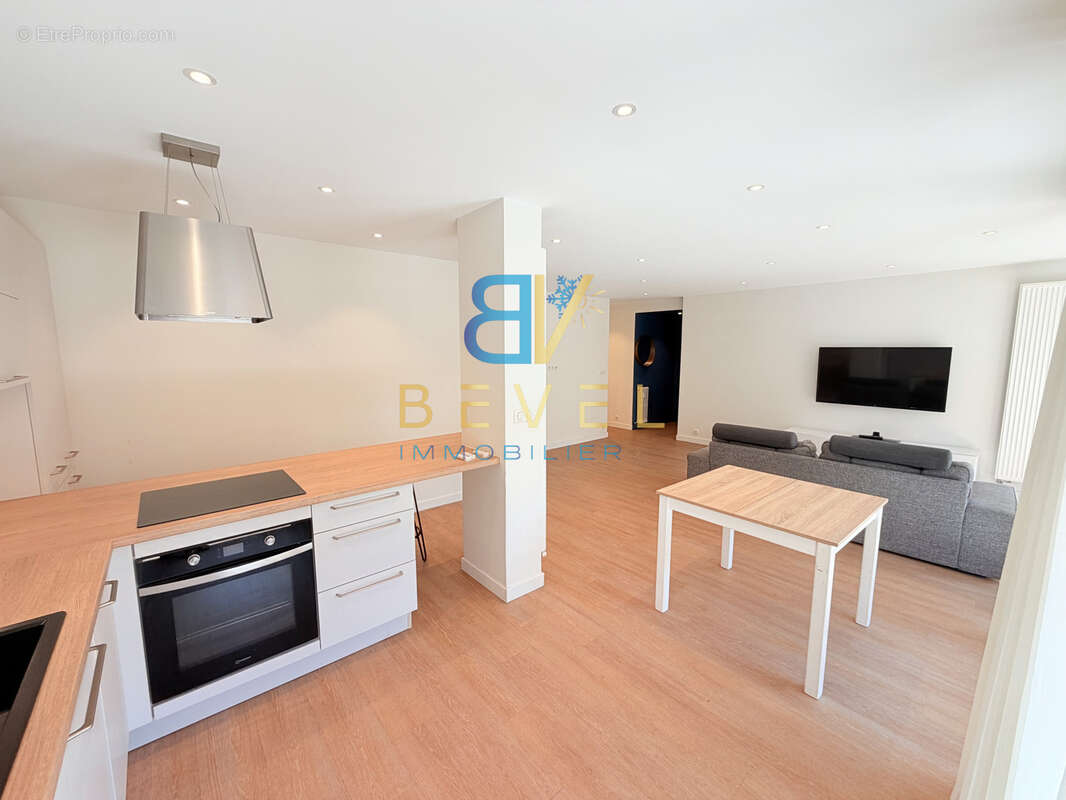 Appartement à SAINT-JEAN-DE-MAURIENNE