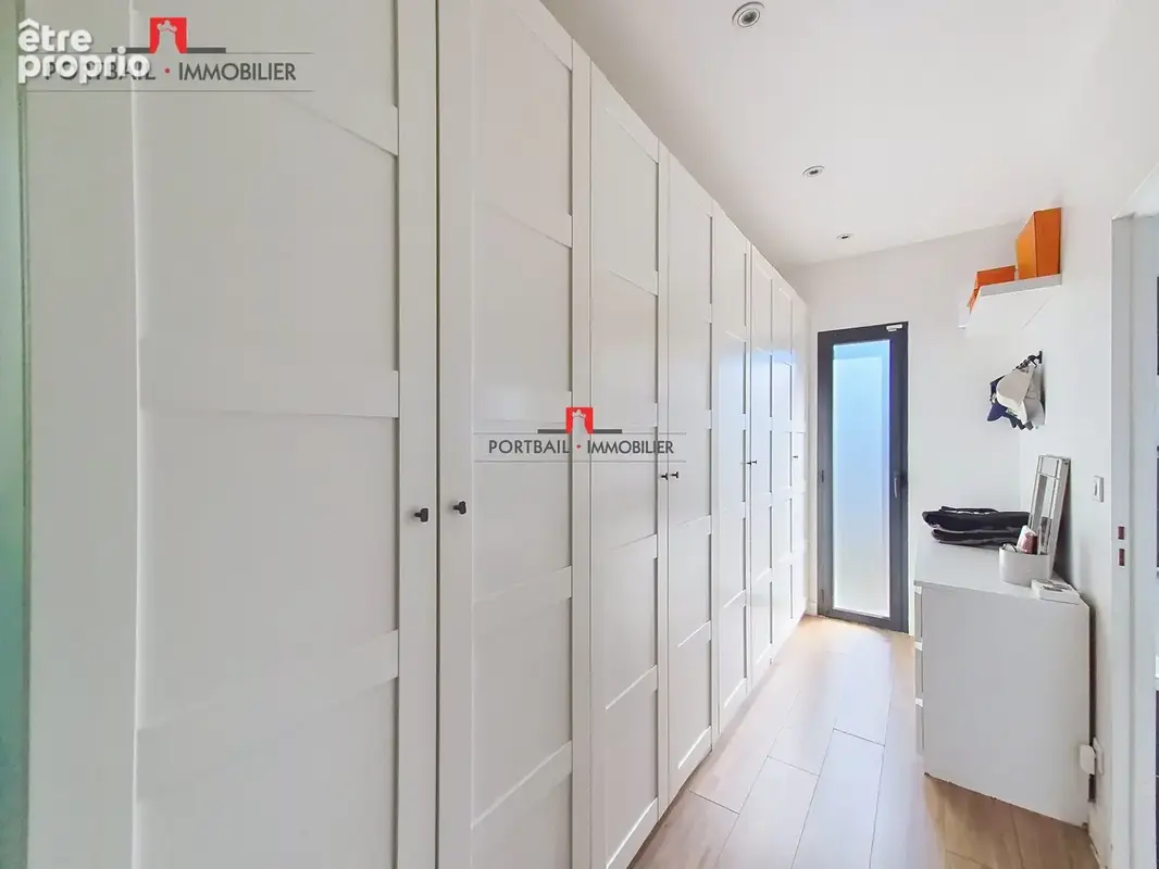 Maison 5 pièces 190 m² à vendre à Ambares-Et-Lagrave (33440) - photo 9