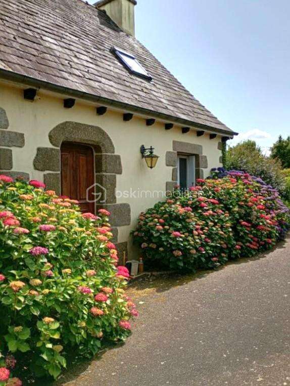 Maison à GOUAREC
