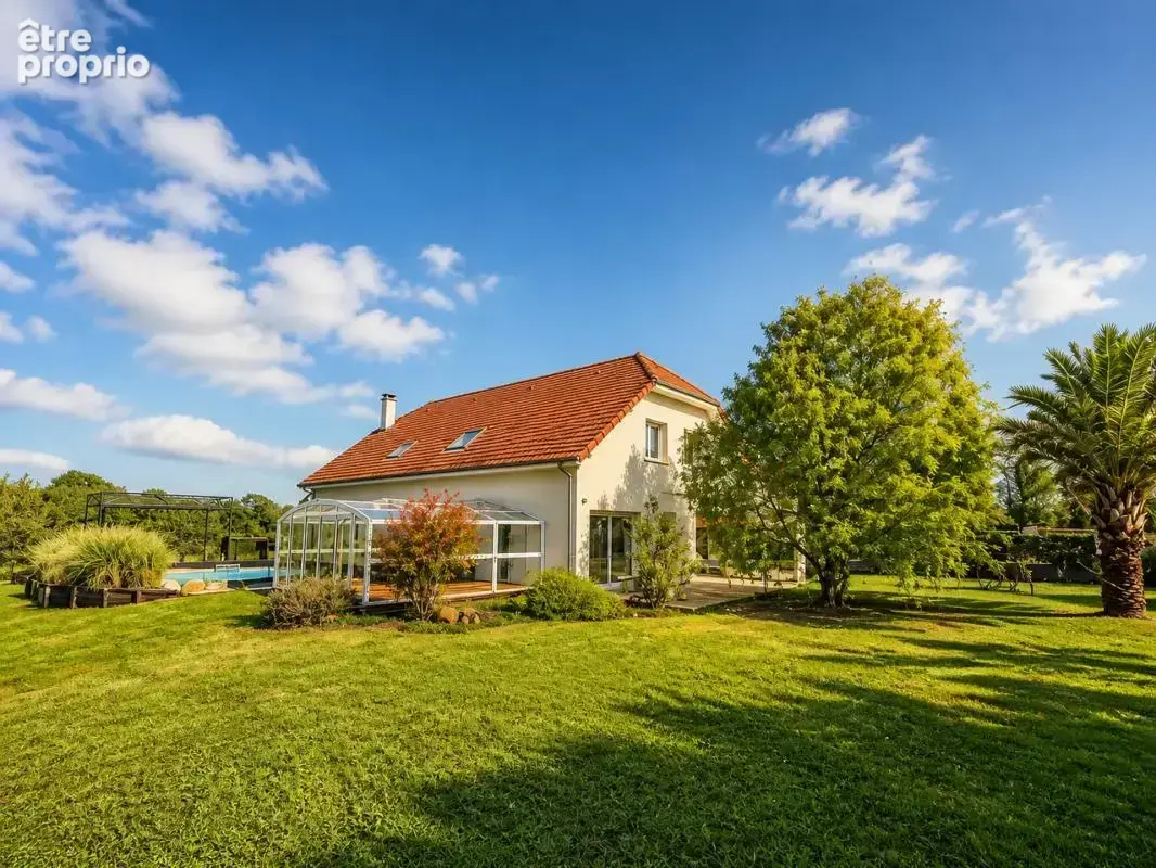 Maison 5 pièces de 166 m² à Argelos avec grange - photo 2