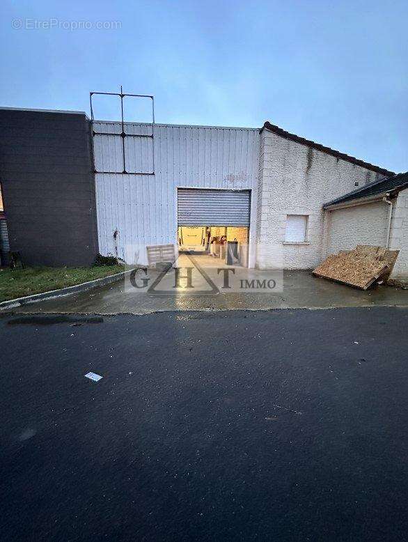 Commerce à BRIE-COMTE-ROBERT