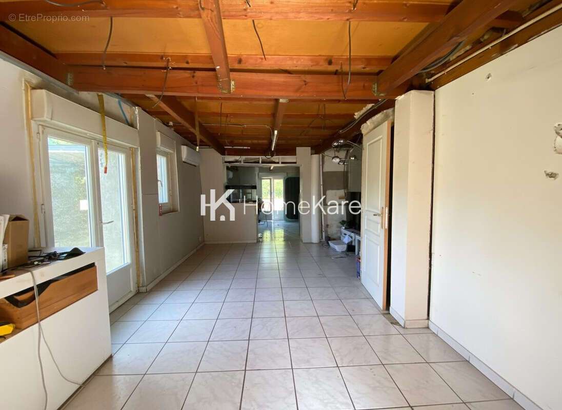 Maison 135 m² à Caudrot  - photo 7