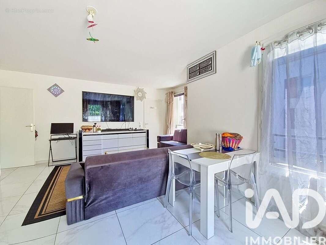 Photo 7 - Appartement à FLEURY-MEROGIS