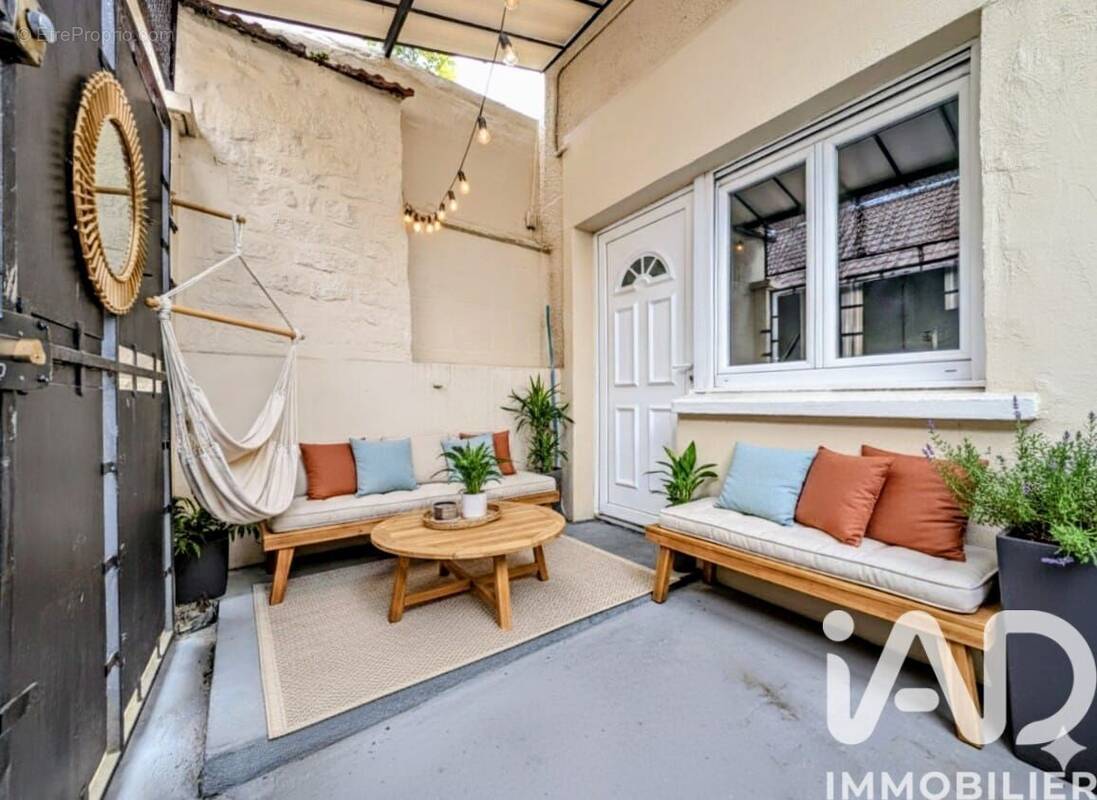 Photo 1 - Maison à LES MUREAUX