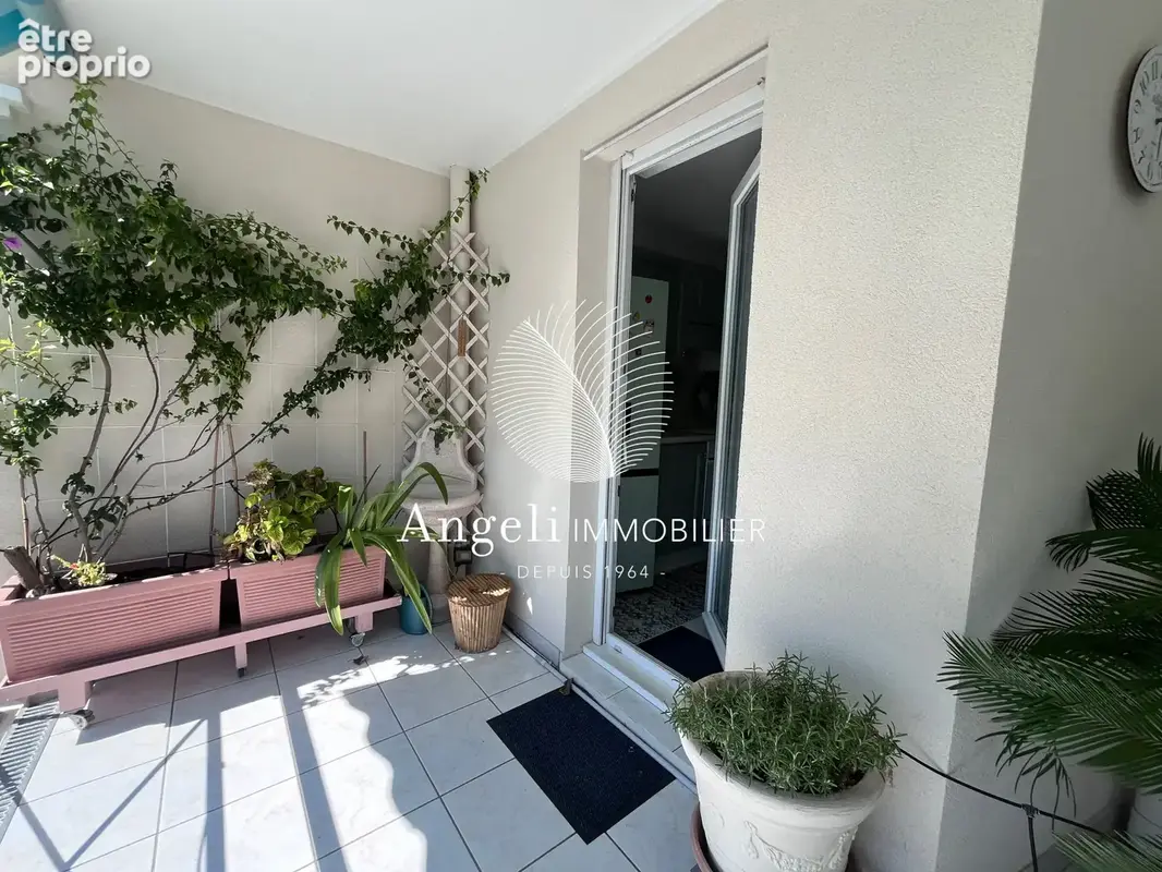 Saint aygulf : appartement traversant - video disponible - photo 12
