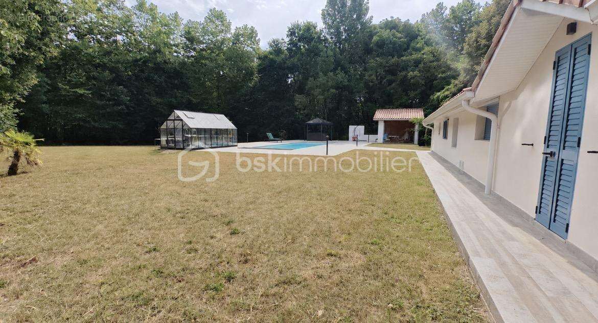 Exceptionnelle Ferme Landaise de 399 m² – Charme, Espace et Nature sur 6,7 hectares - photo 24