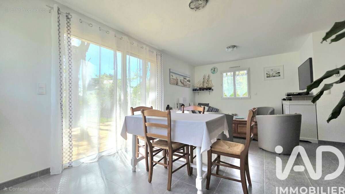 Photo 4 - Maison à SAINT-GILDAS-DE-RHUYS