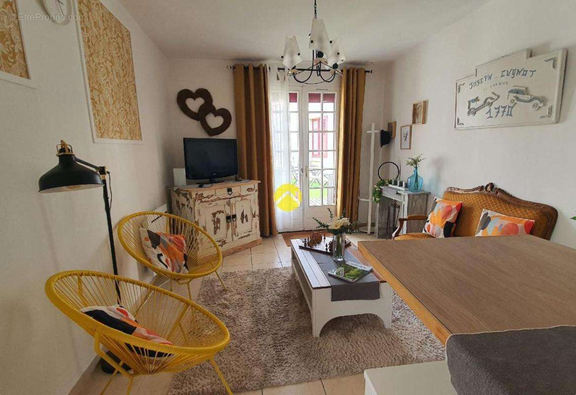 Maison à MONTLUCON