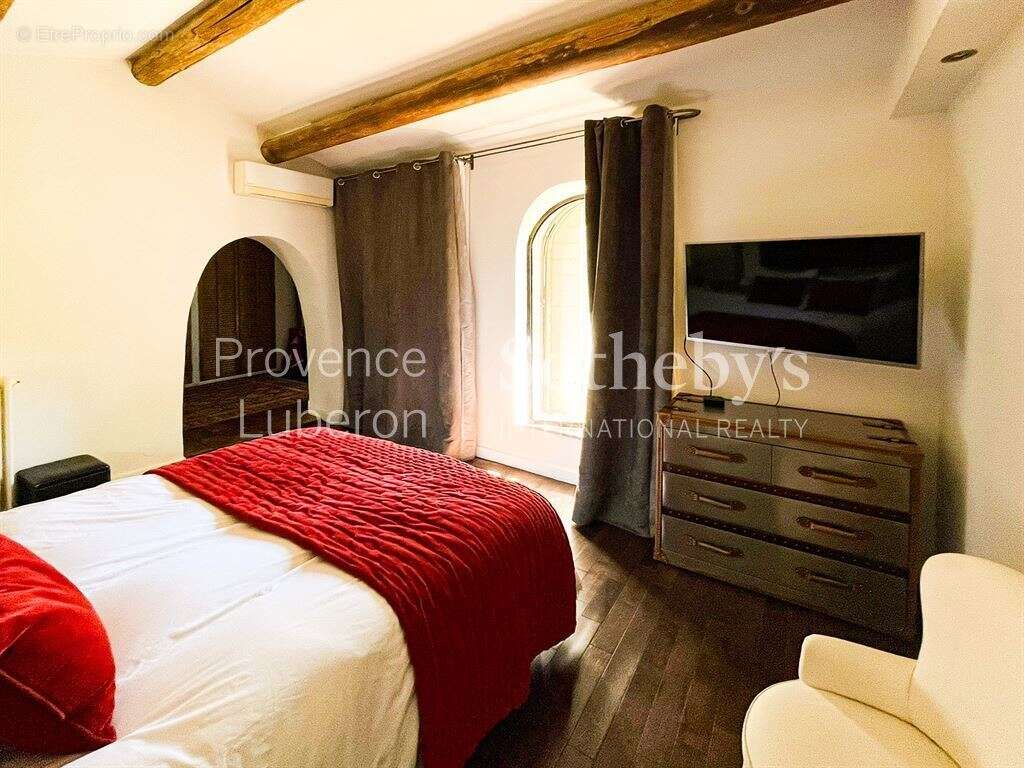 Maison à ALTHEN-DES-PALUDS