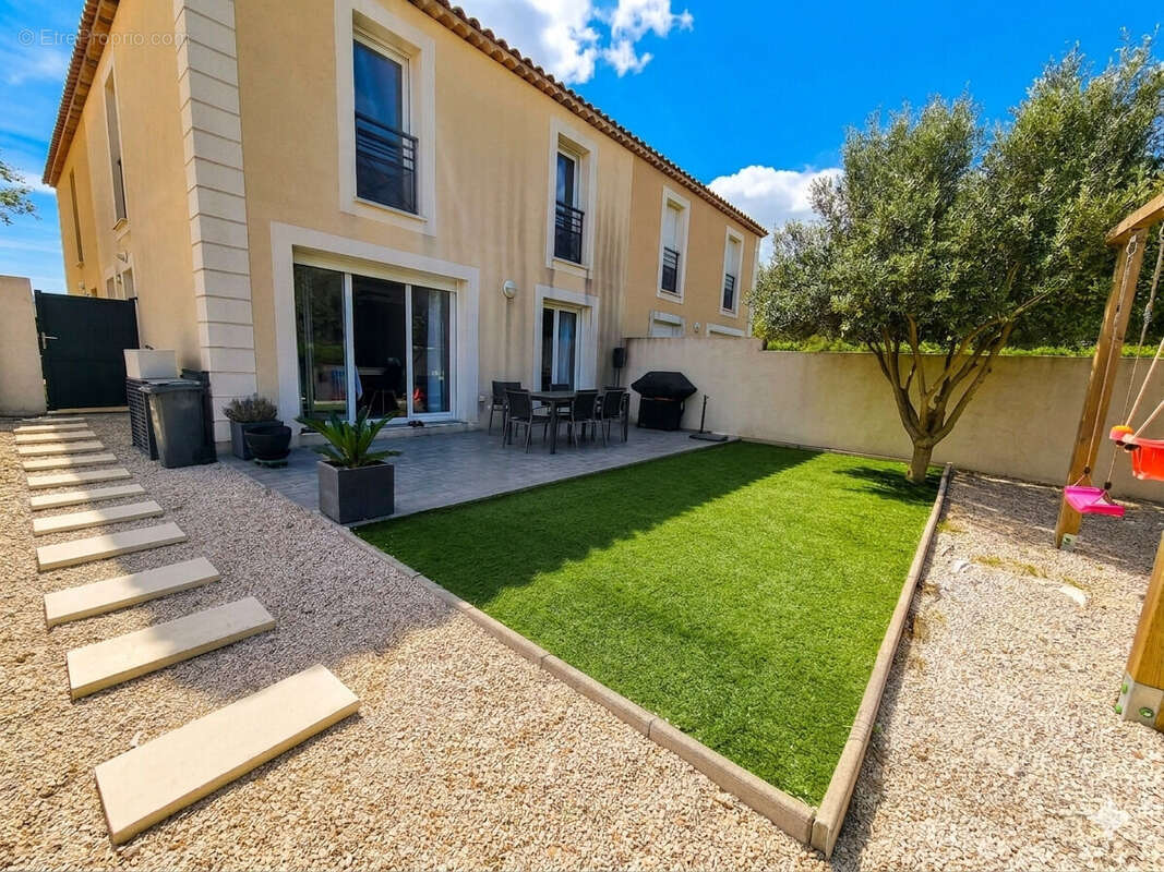 Maison 90 m² à Saint-Martin-De-Crau  - photo 3