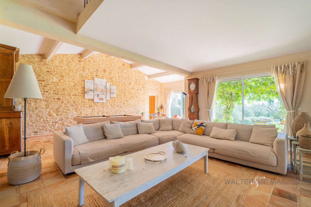 Maison à ROCHEFORT-DU-GARD