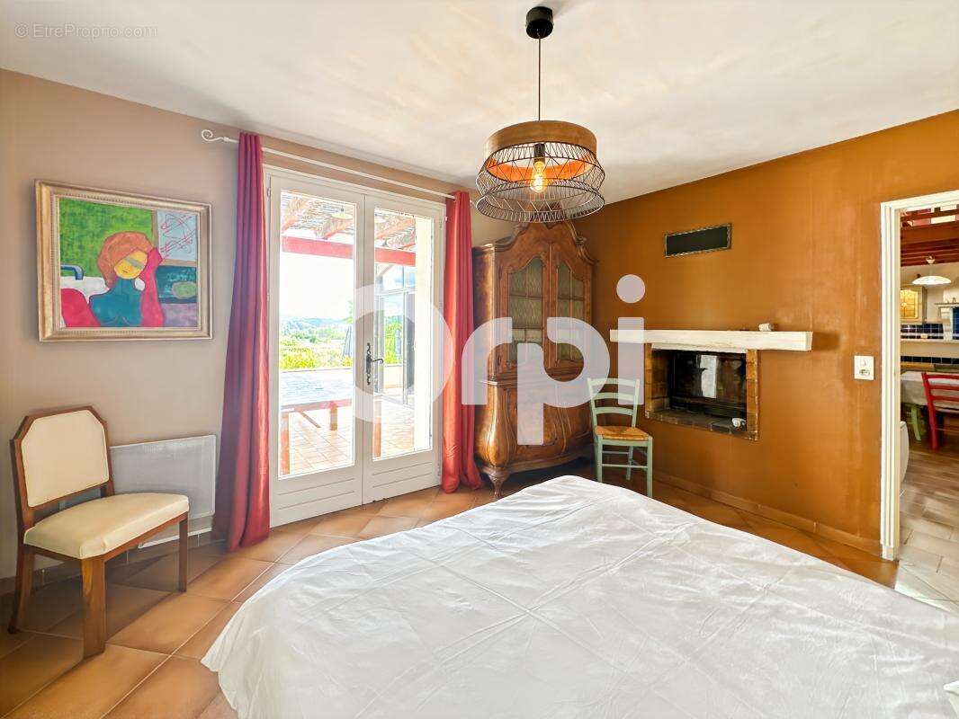 Maison à VALLON-PONT-D&#039;ARC