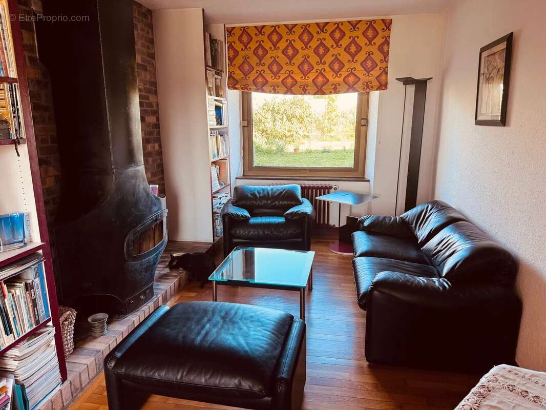 Maison à SAINT-SEGAL