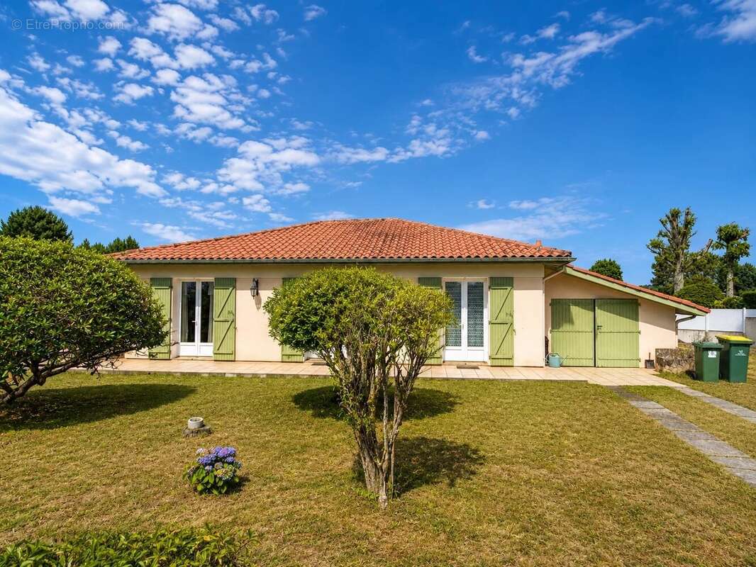 Charmante maison T4 avec jardin à Le Barp - photo 2