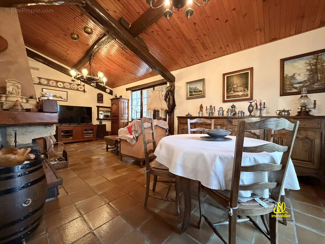 Maison à NOUVION-SUR-MEUSE