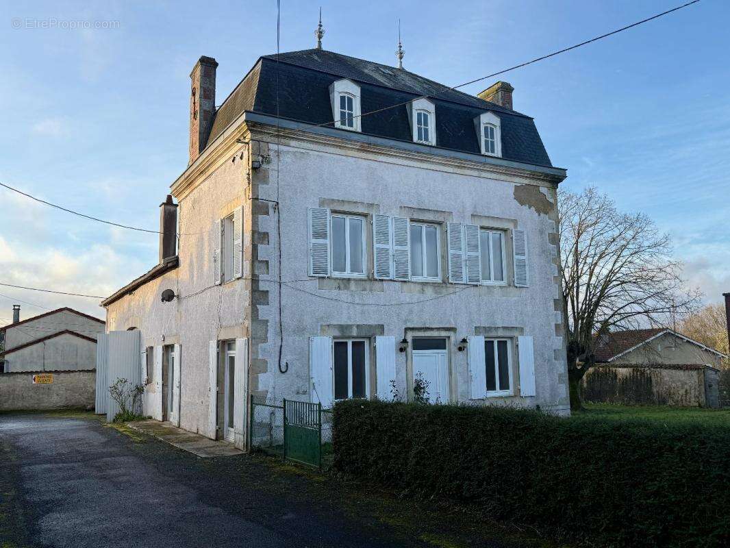 Maison à CIVRAY