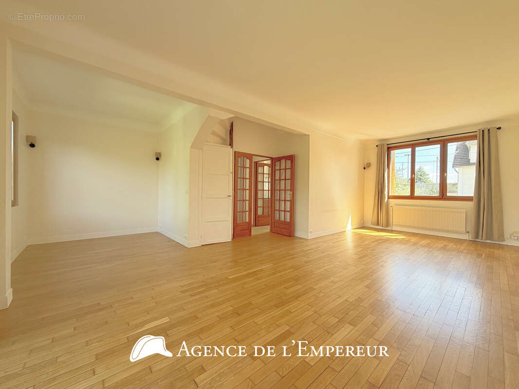 Maison à RUEIL-MALMAISON