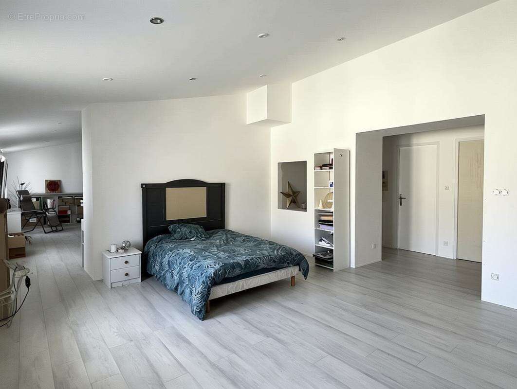 Maison à NIEULLE-SUR-SEUDRE