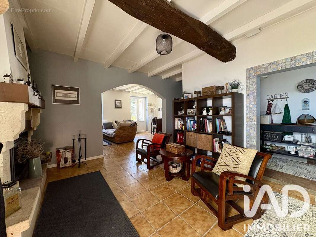 Maison 105 m² à Doulezon  - photo 5