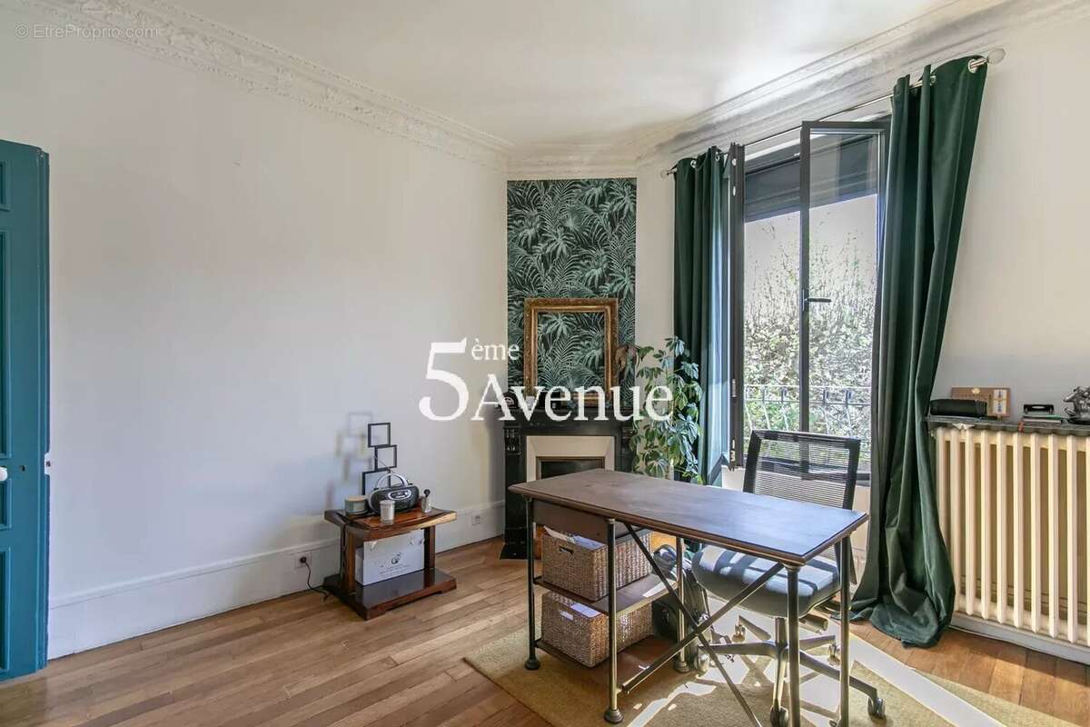 Maison à SAINT-MAUR-DES-FOSSES