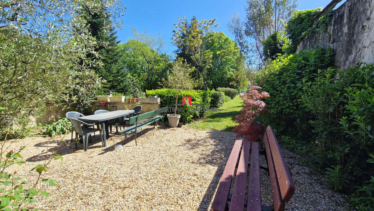 Maison à SAINT-ANDRE-DE-CUBZAC