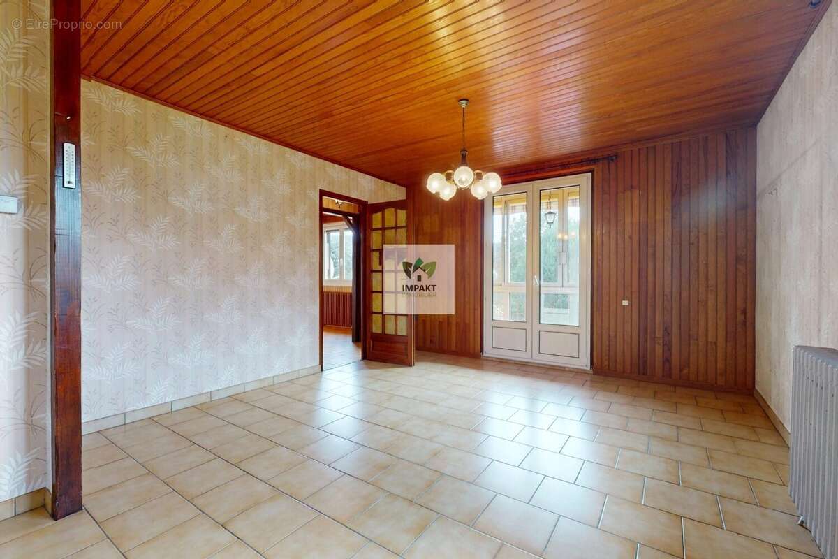 Maison à EVETTE-SALBERT