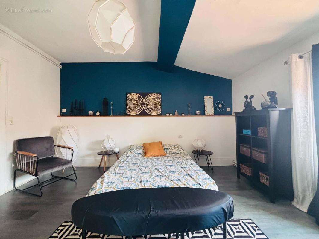 Maison de ville renovee - proche commodites - photo 16