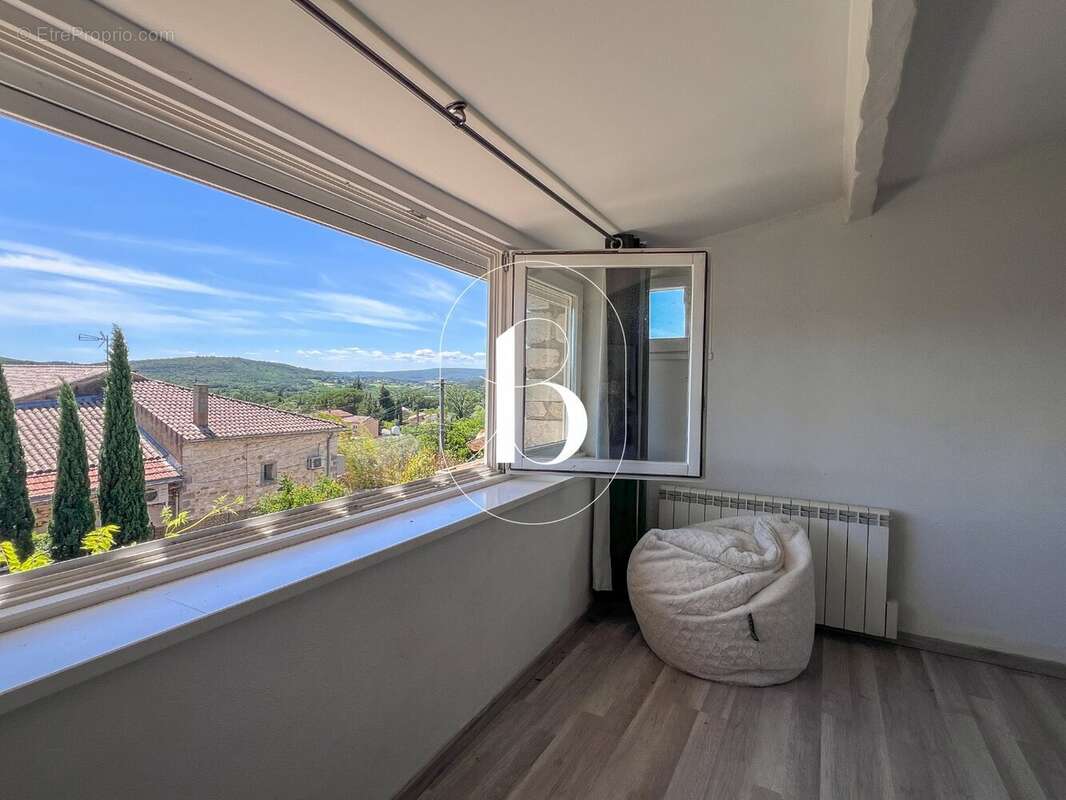 Maison à GOUDARGUES