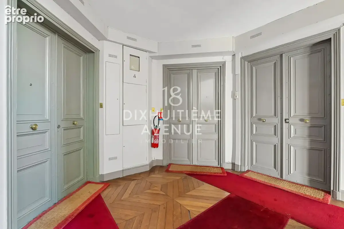 Marcadet Poissonniers, 4ème étage avec ascenseur, 4 pièces 106m² - photo 12
