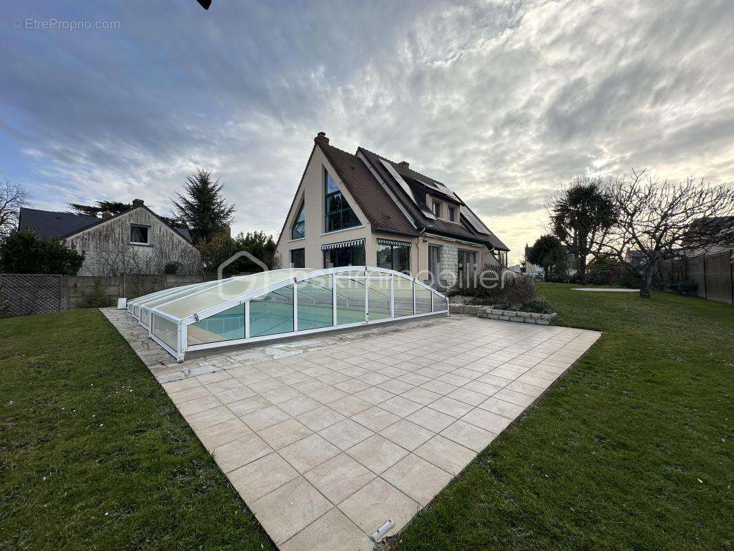 Maison à ARNAGE