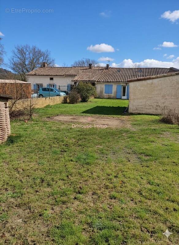 Maison à MONTOLIEU