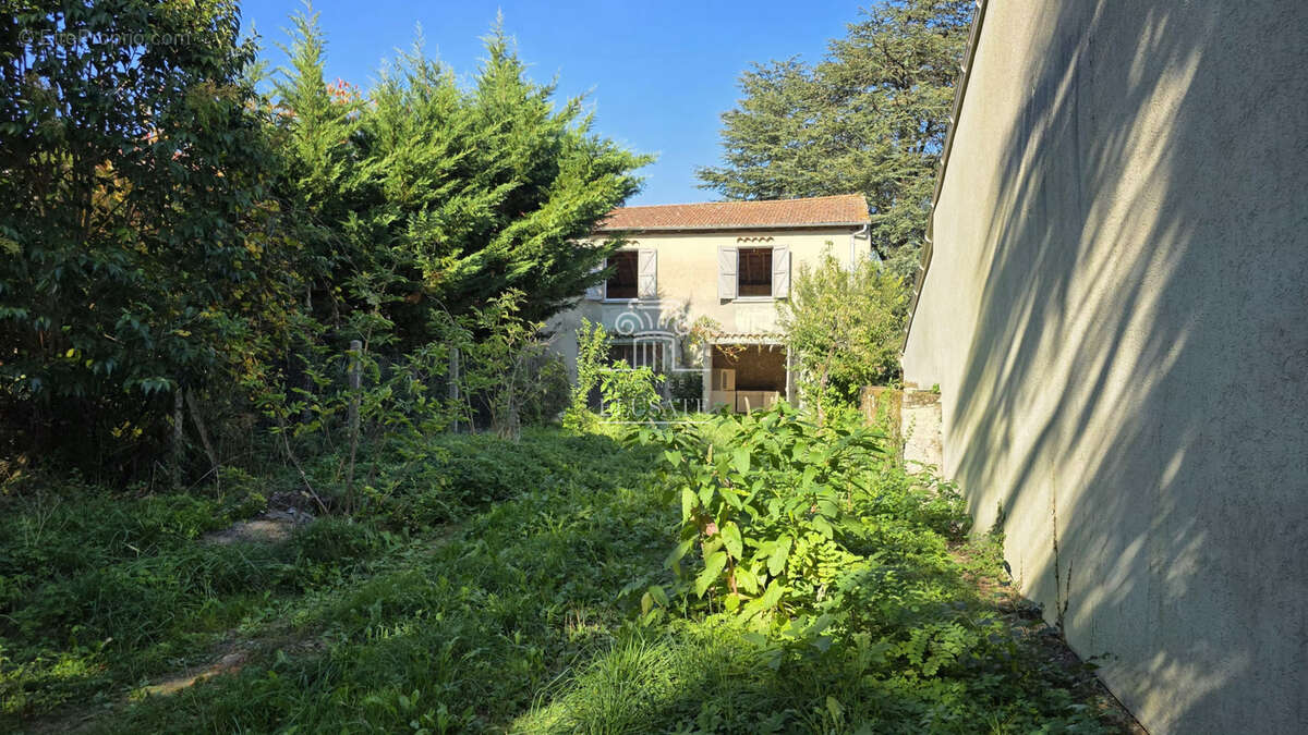 Maison à GONDRIN